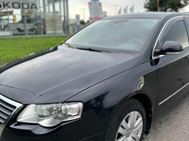 Серый Фольксваген Пассат, объемом двигателя 1.9 л и пробегом 335 тыс. км за 5500 $, фото 1 на Automoto.ua