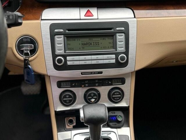 Серый Фольксваген Пассат, объемом двигателя 1.9 л и пробегом 335 тыс. км за 5500 $, фото 10 на Automoto.ua