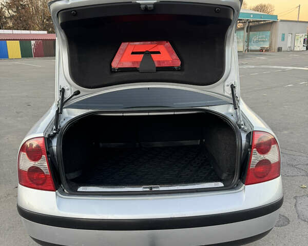 Сірий Фольксваген Пассат, об'ємом двигуна 1.98 л та пробігом 220 тис. км за 5000 $, фото 28 на Automoto.ua