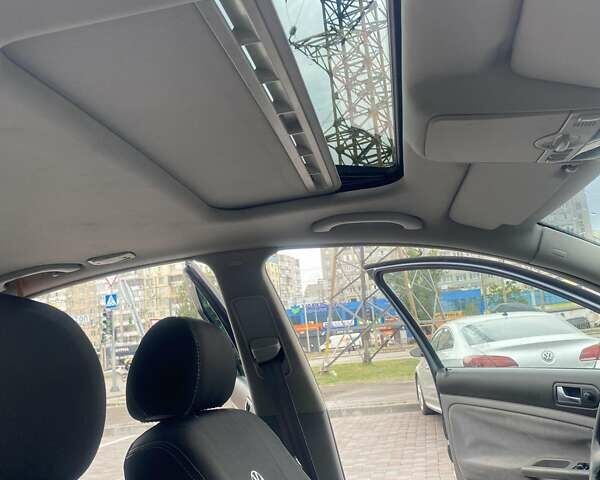 Сірий Фольксваген Пассат, об'ємом двигуна 1.78 л та пробігом 289 тис. км за 5000 $, фото 5 на Automoto.ua