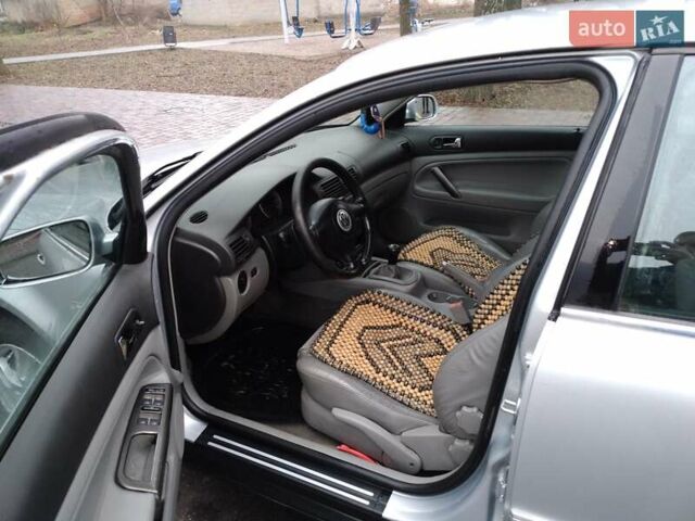 Серый Фольксваген Пассат, объемом двигателя 1.9 л и пробегом 256 тыс. км за 4600 $, фото 1 на Automoto.ua