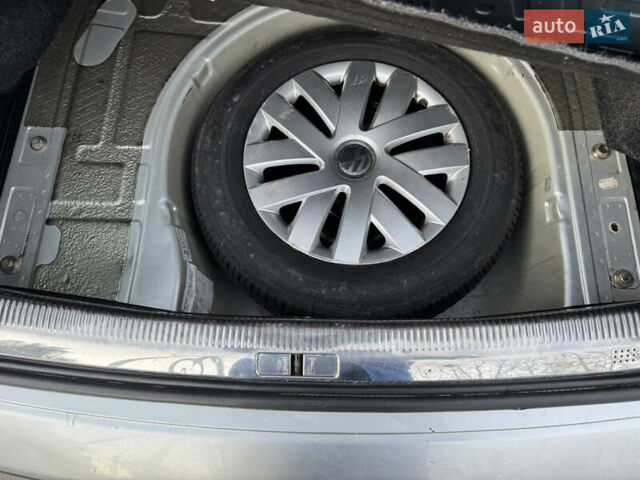 Сірий Фольксваген Пассат, об'ємом двигуна 1.98 л та пробігом 220 тис. км за 5000 $, фото 27 на Automoto.ua