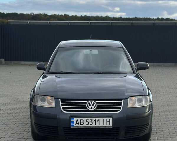 Серый Фольксваген Пассат, объемом двигателя 1.9 л и пробегом 332 тыс. км за 4350 $, фото 1 на Automoto.ua