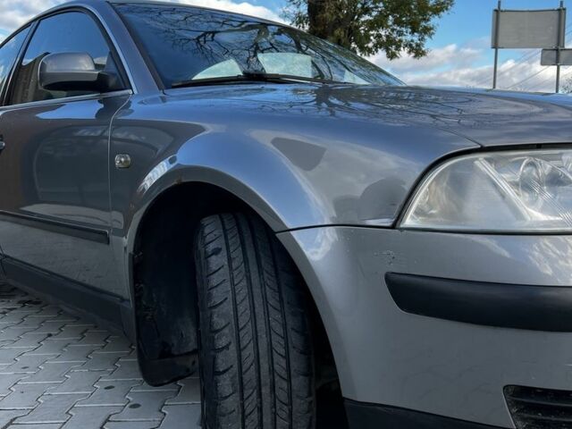 Серый Фольксваген Пассат, объемом двигателя 2 л и пробегом 328 тыс. км за 3100 $, фото 10 на Automoto.ua