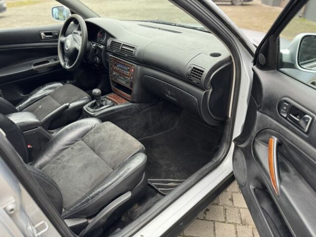 Серый Фольксваген Пассат, объемом двигателя 1.9 л и пробегом 390 тыс. км за 1900 $, фото 9 на Automoto.ua