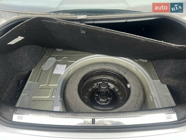 Сірий Фольксваген Пассат, об'ємом двигуна 1.6 л та пробігом 169 тис. км за 4400 $, фото 6 на Automoto.ua