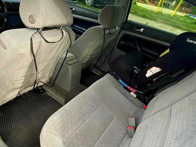 Серый Фольксваген Пассат, объемом двигателя 1.8 л и пробегом 400 тыс. км за 4900 $, фото 4 на Automoto.ua