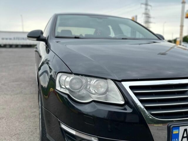 Серый Фольксваген Пассат, объемом двигателя 1.9 л и пробегом 335 тыс. км за 5500 $, фото 2 на Automoto.ua