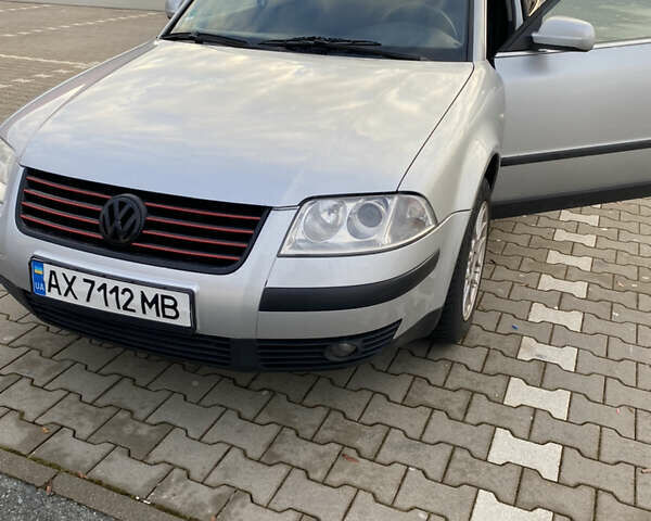 Серый Фольксваген Пассат, объемом двигателя 1.6 л и пробегом 231 тыс. км за 4800 $, фото 2 на Automoto.ua