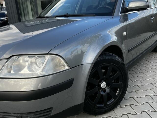 Серый Фольксваген Пассат, объемом двигателя 2 л и пробегом 328 тыс. км за 3100 $, фото 2 на Automoto.ua