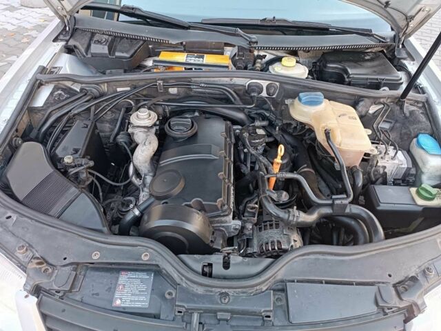 Серый Фольксваген Пассат, объемом двигателя 1.9 л и пробегом 375 тыс. км за 2650 $, фото 11 на Automoto.ua