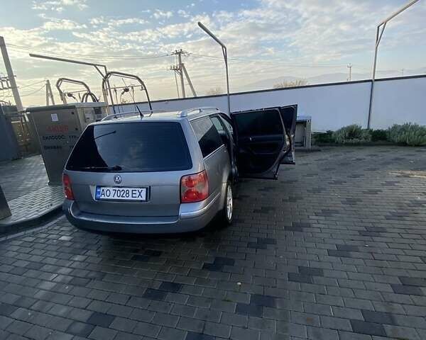 Серый Фольксваген Пассат, объемом двигателя 2.5 л и пробегом 650 тыс. км за 4250 $, фото 2 на Automoto.ua