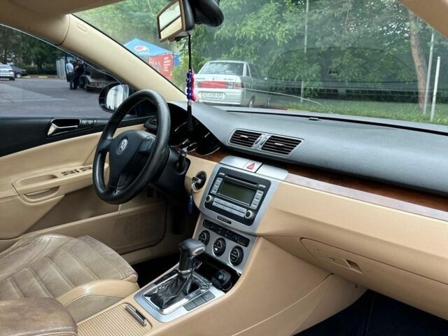 Серый Фольксваген Пассат, объемом двигателя 1.9 л и пробегом 335 тыс. км за 5500 $, фото 9 на Automoto.ua