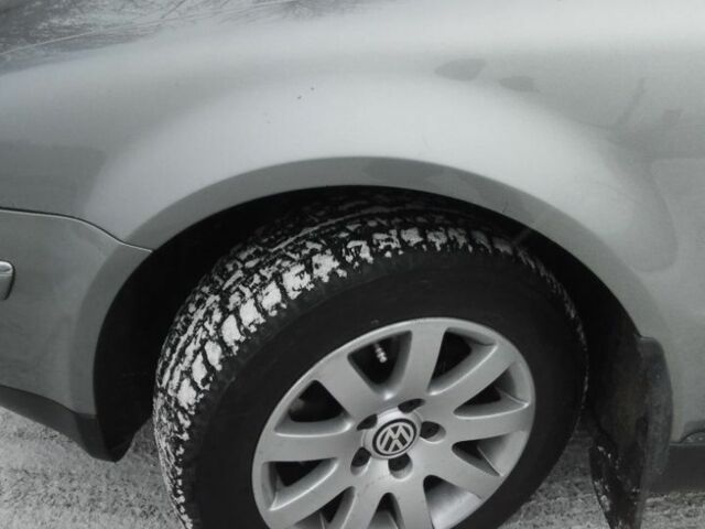 Сірий Фольксваген Пассат, об'ємом двигуна 1.8 л та пробігом 220 тис. км за 5500 $, фото 2 на Automoto.ua