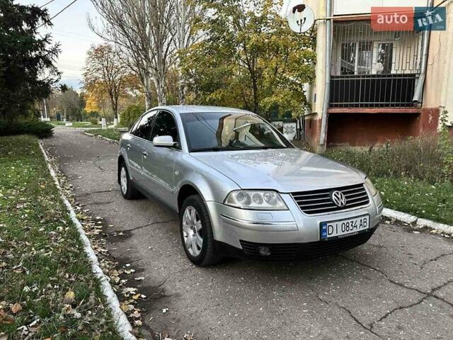 Серый Фольксваген Пассат, объемом двигателя 2.8 л и пробегом 290 тыс. км за 3950 $, фото 2 на Automoto.ua