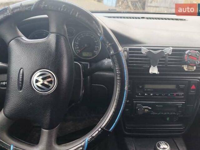 Серый Фольксваген Пассат, объемом двигателя 1.9 л и пробегом 400 тыс. км за 3700 $, фото 11 на Automoto.ua