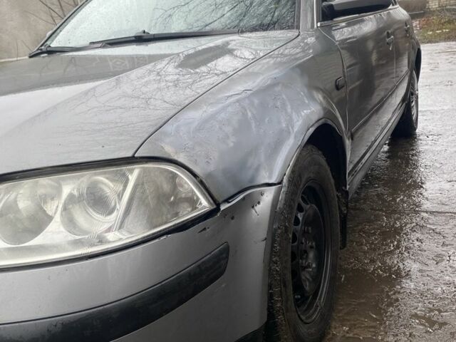 Серый Фольксваген Пассат, объемом двигателя 1.9 л и пробегом 446 тыс. км за 1400 $, фото 1 на Automoto.ua