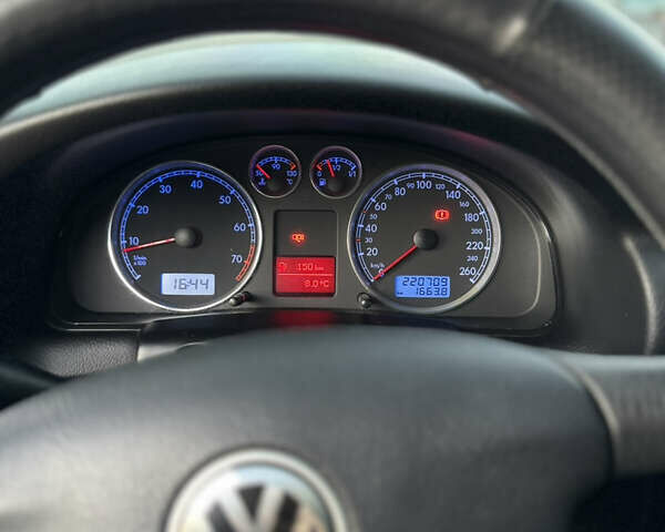 Сірий Фольксваген Пассат, об'ємом двигуна 1.98 л та пробігом 220 тис. км за 5000 $, фото 5 на Automoto.ua