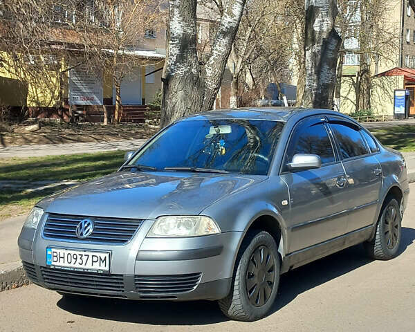 Серый Фольксваген Пассат, объемом двигателя 1.9 л и пробегом 350 тыс. км за 4600 $, фото 8 на Automoto.ua
