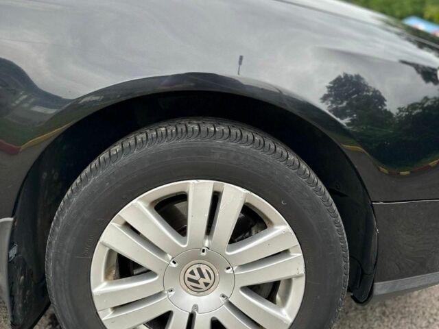 Серый Фольксваген Пассат, объемом двигателя 1.9 л и пробегом 335 тыс. км за 5500 $, фото 5 на Automoto.ua