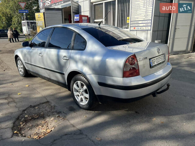 Серый Фольксваген Пассат, объемом двигателя 2 л и пробегом 210 тыс. км за 4800 $, фото 4 на Automoto.ua