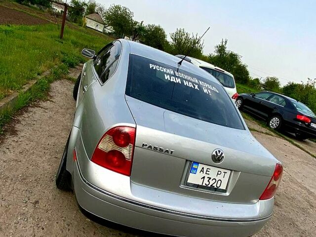 Серый Фольксваген Пассат, объемом двигателя 1.8 л и пробегом 400 тыс. км за 4900 $, фото 1 на Automoto.ua