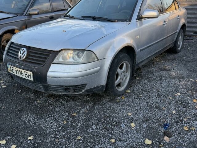 Серый Фольксваген Пассат, объемом двигателя 1.8 л и пробегом 160 тыс. км за 1700 $, фото 1 на Automoto.ua