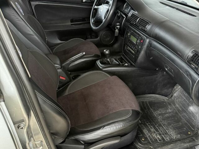 Серый Фольксваген Пассат, объемом двигателя 1.8 л и пробегом 256 тыс. км за 4999 $, фото 14 на Automoto.ua