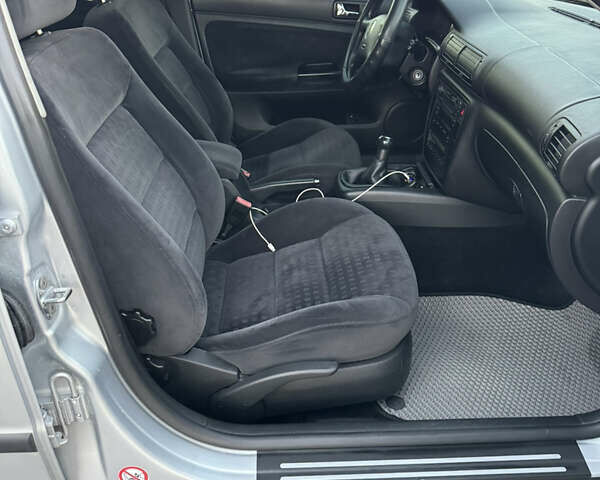 Сірий Фольксваген Пассат, об'ємом двигуна 1.98 л та пробігом 220 тис. км за 5000 $, фото 19 на Automoto.ua