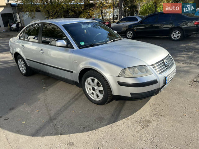 Серый Фольксваген Пассат, объемом двигателя 2 л и пробегом 210 тыс. км за 4800 $, фото 2 на Automoto.ua