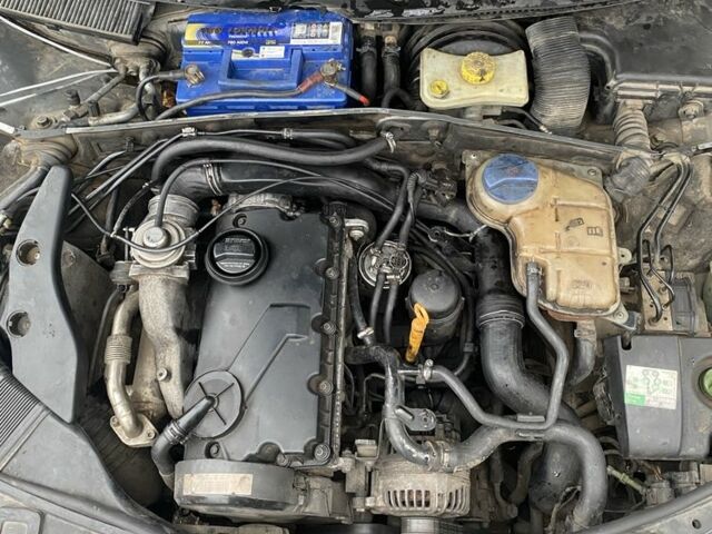 Серый Фольксваген Пассат, объемом двигателя 1.9 л и пробегом 446 тыс. км за 1400 $, фото 4 на Automoto.ua