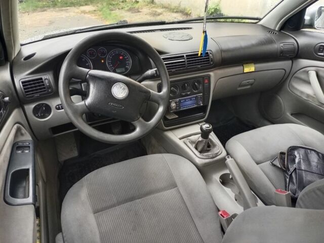 Серый Фольксваген Пассат, объемом двигателя 0 л и пробегом 245 тыс. км за 1950 $, фото 5 на Automoto.ua