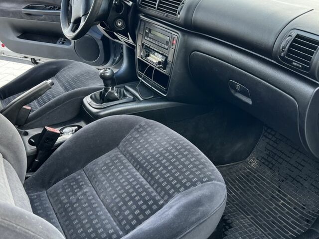 Серый Фольксваген Пассат, объемом двигателя 2 л и пробегом 328 тыс. км за 3100 $, фото 21 на Automoto.ua