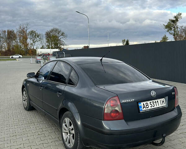 Серый Фольксваген Пассат, объемом двигателя 1.9 л и пробегом 332 тыс. км за 4350 $, фото 5 на Automoto.ua