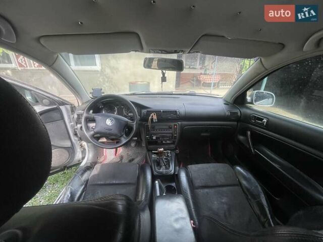 Серый Фольксваген Пассат, объемом двигателя 2.77 л и пробегом 315 тыс. км за 3700 $, фото 6 на Automoto.ua