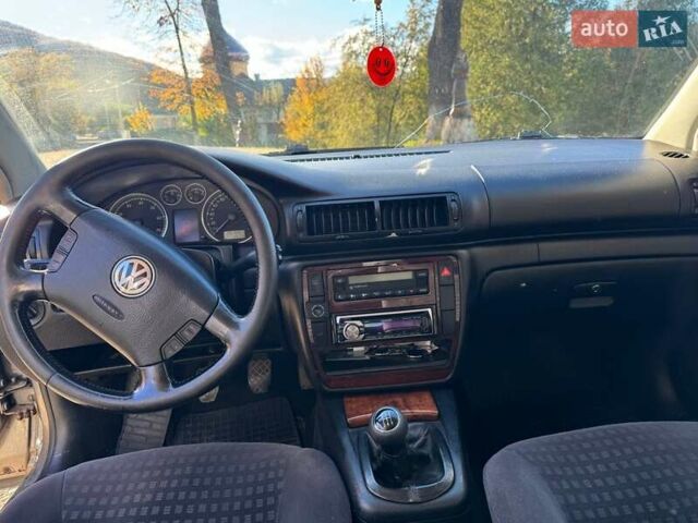 Серый Фольксваген Пассат, объемом двигателя 1.78 л и пробегом 258 тыс. км за 4500 $, фото 3 на Automoto.ua