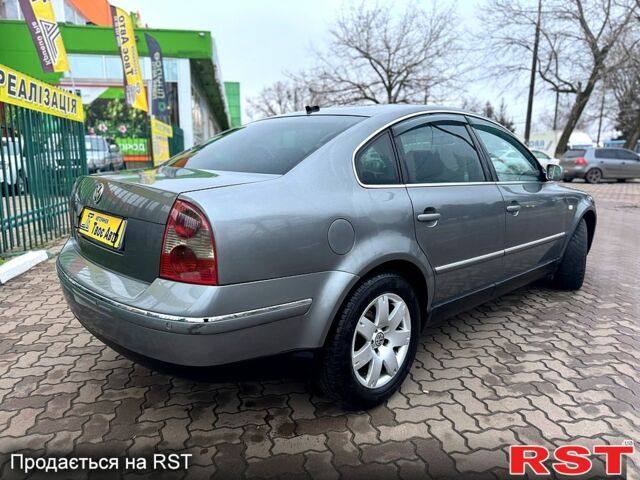 Серый Фольксваген Пассат, объемом двигателя 2.5 л и пробегом 325 тыс. км за 5350 $, фото 4 на Automoto.ua