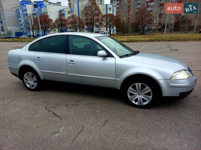 Серый Фольксваген Пассат, объемом двигателя 2.5 л и пробегом 424 тыс. км за 5150 $, фото 5 на Automoto.ua