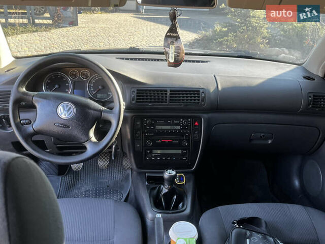 Сірий Фольксваген Пассат, об'ємом двигуна 1.6 л та пробігом 280 тис. км за 6300 $, фото 13 на Automoto.ua