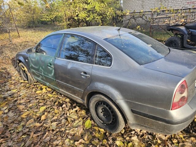 Сірий Фольксваген Пассат, об'ємом двигуна 2 л та пробігом 400 тис. км за 1300 $, фото 5 на Automoto.ua