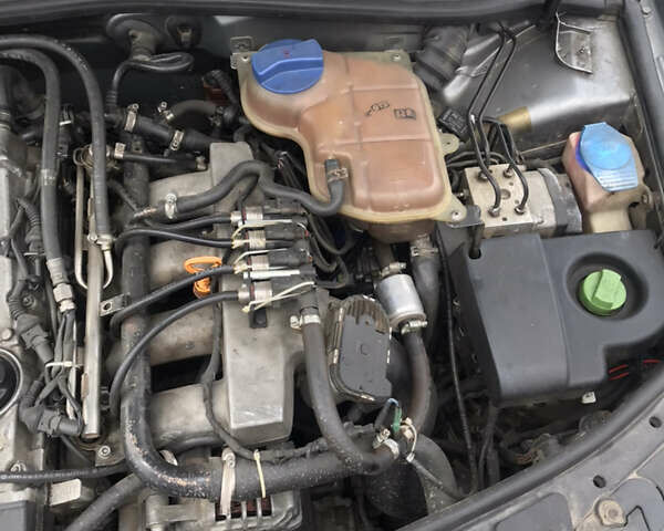 Серый Фольксваген Пассат, объемом двигателя 1.8 л и пробегом 273 тыс. км за 5200 $, фото 13 на Automoto.ua