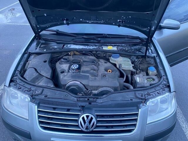 Серый Фольксваген Пассат, объемом двигателя 1.9 л и пробегом 420 тыс. км за 4700 $, фото 1 на Automoto.ua