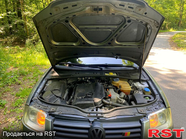 Сірий Фольксваген Пассат, об'ємом двигуна 1.8 л та пробігом 296 тис. км за 5700 $, фото 12 на Automoto.ua