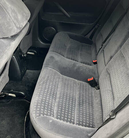 Серый Фольксваген Пассат, объемом двигателя 1.6 л и пробегом 380 тыс. км за 5100 $, фото 13 на Automoto.ua