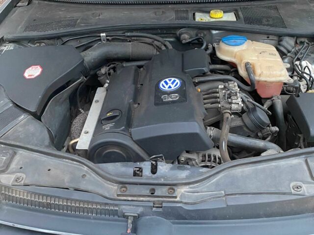 Серый Фольксваген Пассат, объемом двигателя 1.6 л и пробегом 271 тыс. км за 5200 $, фото 7 на Automoto.ua