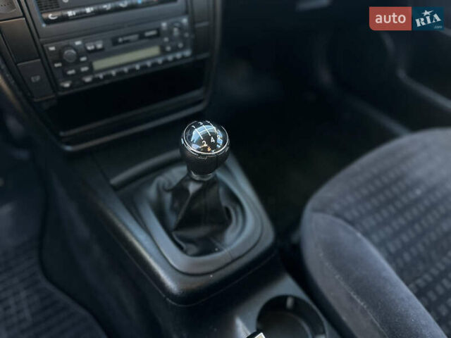 Серый Фольксваген Пассат, объемом двигателя 2 л и пробегом 256 тыс. км за 5600 $, фото 26 на Automoto.ua