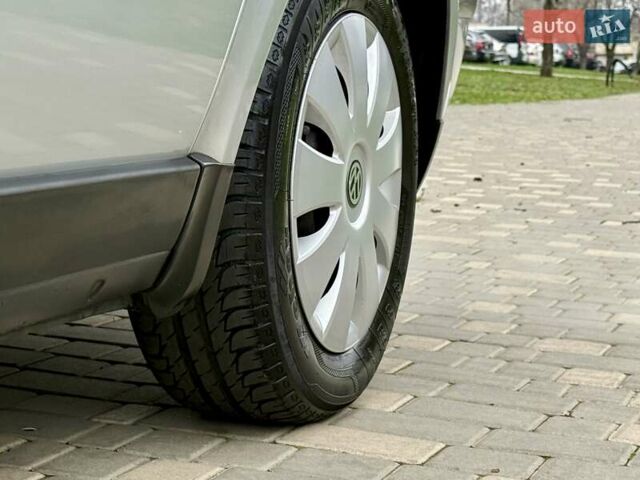 Серый Фольксваген Пассат, объемом двигателя 1.98 л и пробегом 227 тыс. км за 4300 $, фото 13 на Automoto.ua