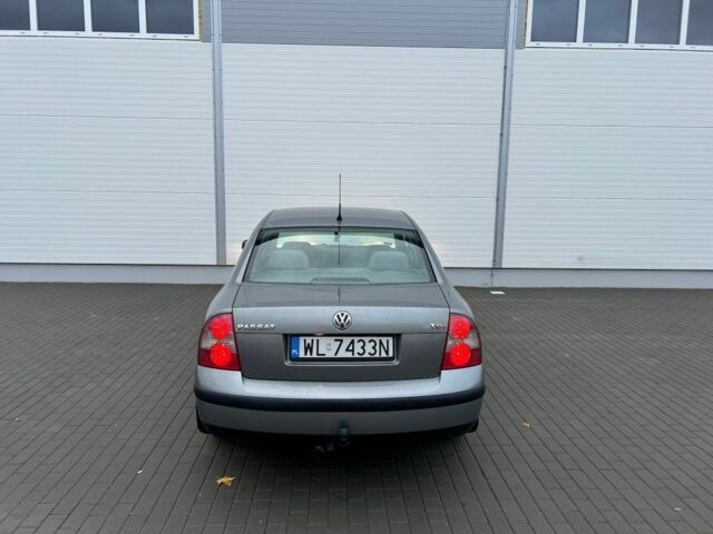 Сірий Фольксваген Пассат, об'ємом двигуна 0 л та пробігом 278 тис. км за 1900 $, фото 5 на Automoto.ua