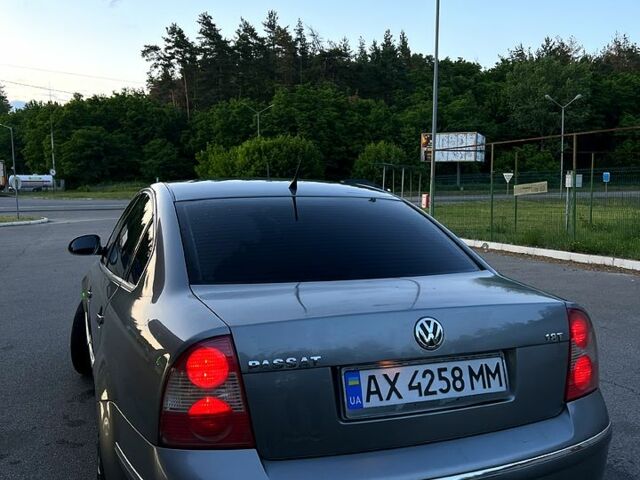 Сірий Фольксваген Пассат, об'ємом двигуна 1.8 л та пробігом 314 тис. км за 4600 $, фото 5 на Automoto.ua