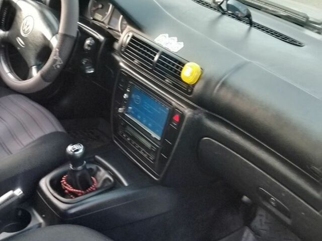 Серый Фольксваген Пассат, объемом двигателя 1.9 л и пробегом 200 тыс. км за 3400 $, фото 7 на Automoto.ua